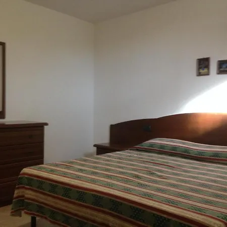 Con 2 4 Posti Letto Àrbatax
